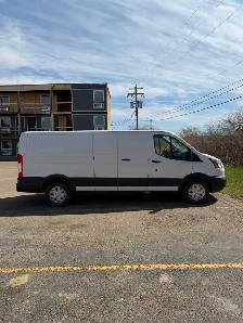 2018 Ford Transit Extended Length Van - Photo 9