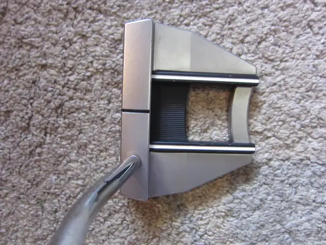 10/10 RH 34' SCOTTY CAMERON PUTTER   H/C