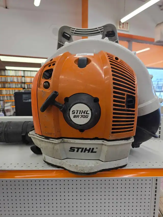 Stihl BR700 Backpack Blower