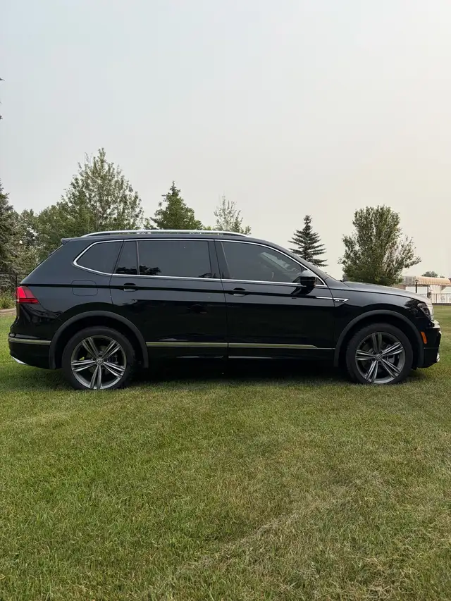 2021 Tiguan Highline 4Motion R-Line
