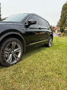 2021 Tiguan Highline 4Motion R-Line - Photo 3