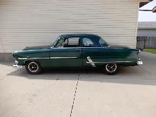 1953 Ford Club Coupe - Photo 5