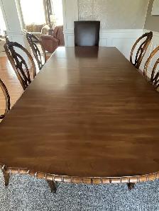 Dining Table with 8 Chairs - Photo 2