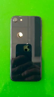 iPhone SE 3rd Generation, 128GB, Unlocked. - Photo 2