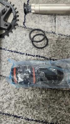 Shimano Cues U6000-1 CRANKSET and Bottom bracket - Photo 3