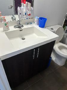 Private Room   Private Bath | 1420 Dupont St | Vegetarian - Photo 4