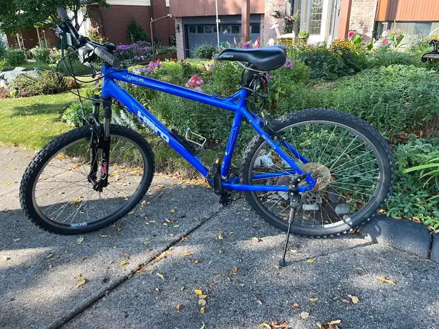 Haro Flightline Mountain Bike