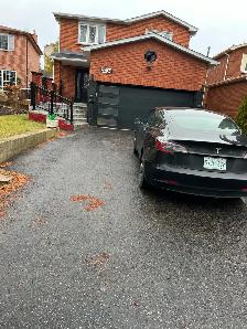 2 bedrooms legal basement Apartment  in Pickering for rent