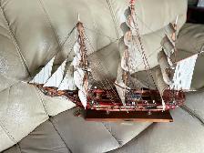 ONE BEAUTIFUL HAND BUILT  19 CENTURY FRIGATE SHIP - Photo 4