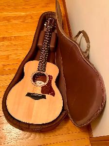 TAYLOR GS Mini Spruce & Rosewood with Electronics, CASE. Great !