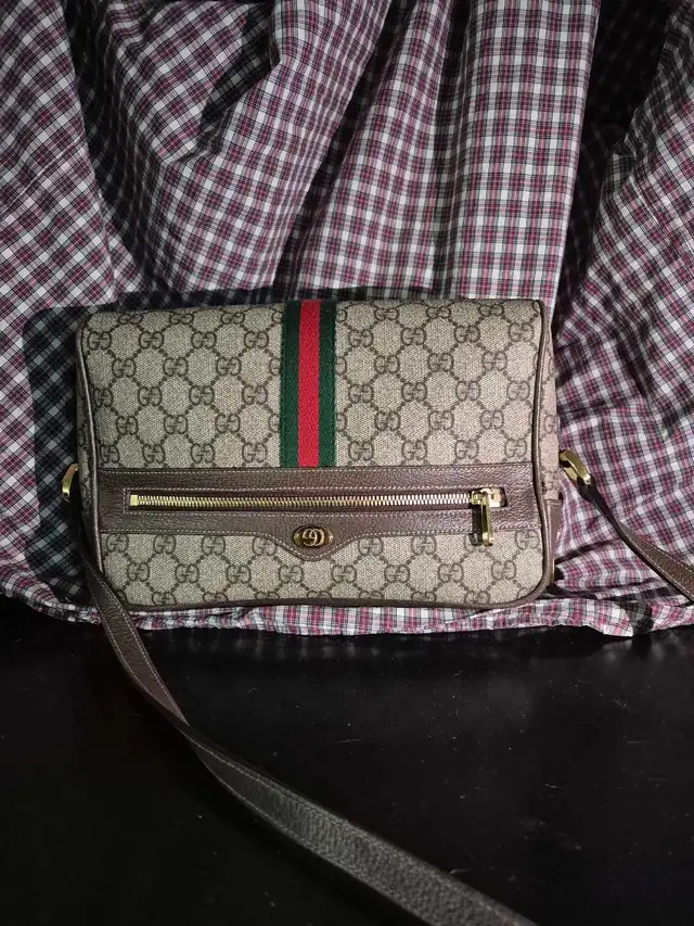 Gucci Ophidia GG Supreme Small Shoulder Bag - Used once