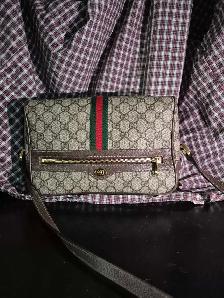 Gucci Ophidia GG Supreme Small Shoulder Bag - Used once
