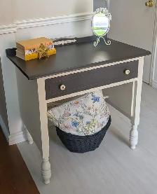 Table - Solid Wood – refinished in a white and deep brown colour - Photo 7