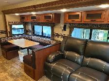 2013 KZ Spree 30ft camper trailer - Photo 6