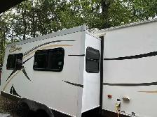 2013 KZ Spree 30ft camper trailer - Photo 8