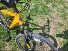 Adult Mountain Bike For Sale - Photo 10