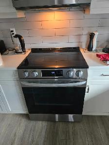 LG 4 burner convection oven