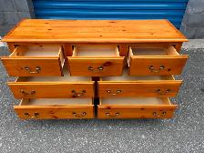 7 Drawer Dresser - Photo 7