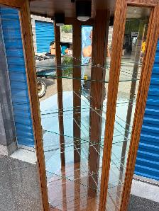 Single Door Curio Cabinet - Photo 7