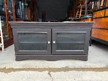 TV Stand / Stand