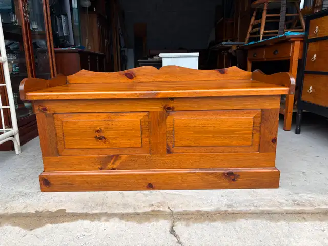 Storage Bench