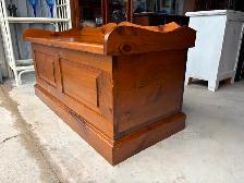 Storage Bench - Photo 4