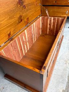Storage Bench - Photo 7