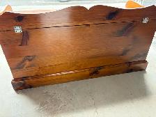 Storage Bench - Photo 8