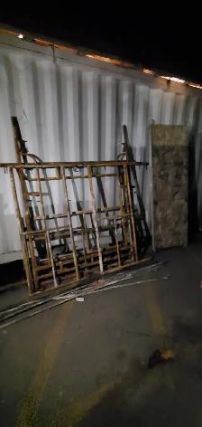 commercial scaffolding - Photo 5