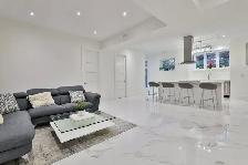 Room for Rent next to Lawrence West subway station and Yorkdale - Photo 4
