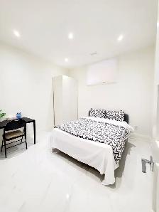 Room for Rent next to Lawrence West subway station and Yorkdale - Photo 6