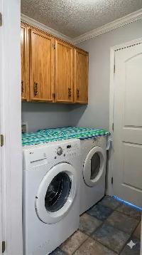 3 beds, 1 bath Basement, $1200, 5 min walk to SW Shawnessy Ctrai - Photo 8