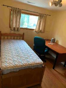 Rooms for rent to students in Waterloo - Photo 7