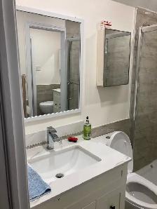 3 Bedrooms with 1 . 5 bathrooms  house for rent on Oct. fi - Photo 8