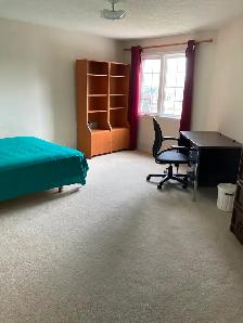 Room For Rent