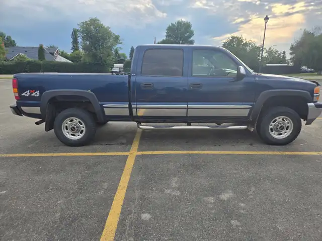 2002 GMC Sierra SLE 1500HD Low Km’s