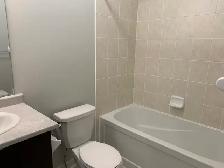 Room rent Brampton (female only) - Sept 01 - Photo 2
