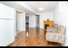 2 bedroom Basement available from 1st Sep @ Hurontario & William - Photo 4