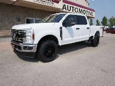 2025 Ford F-250 HD Series  2025 FX-4 SUPER DUTY  4x4 / COM - Photo 2