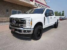 2025 Ford F-250 HD Series  2025 FX-4 SUPER DUTY  4x4 / COM - Photo 3