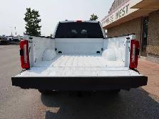 2025 Ford F-250 HD Series  2025 FX-4 SUPER DUTY  4x4 / COM - Photo 10