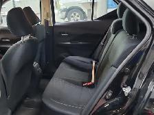2024 Nissan Kicks SV - Backup Cam, Bluetooth, Luggage Rack - Photo 7