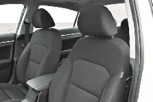2020 Hyundai Elantra Preferred Call 902-466-9550 Apple CarPlay/ - Photo 4