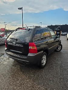 2008 Kia Sportage LX - Photo 4