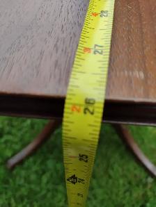 Vintage tilt top accent table - Photo 2
