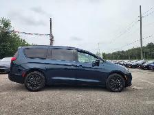2022 CHRYSLER PACIFICA TOURING L - Photo 9