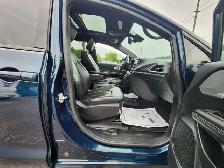2022 CHRYSLER PACIFICA TOURING L - Photo 16