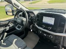 2023 Ford F-150 XLT - Photo 17