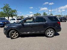 2017 Ford Explorer XLT 4WD 6 PASS A/CARPLAY P/SEAT B/SPOT REAR C - Photo 4