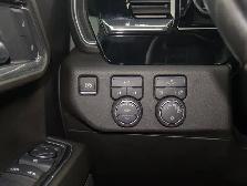 2025 Chevrolet Silverado 1500 LT 5.3L | Heated Bucket Seats - Photo 19